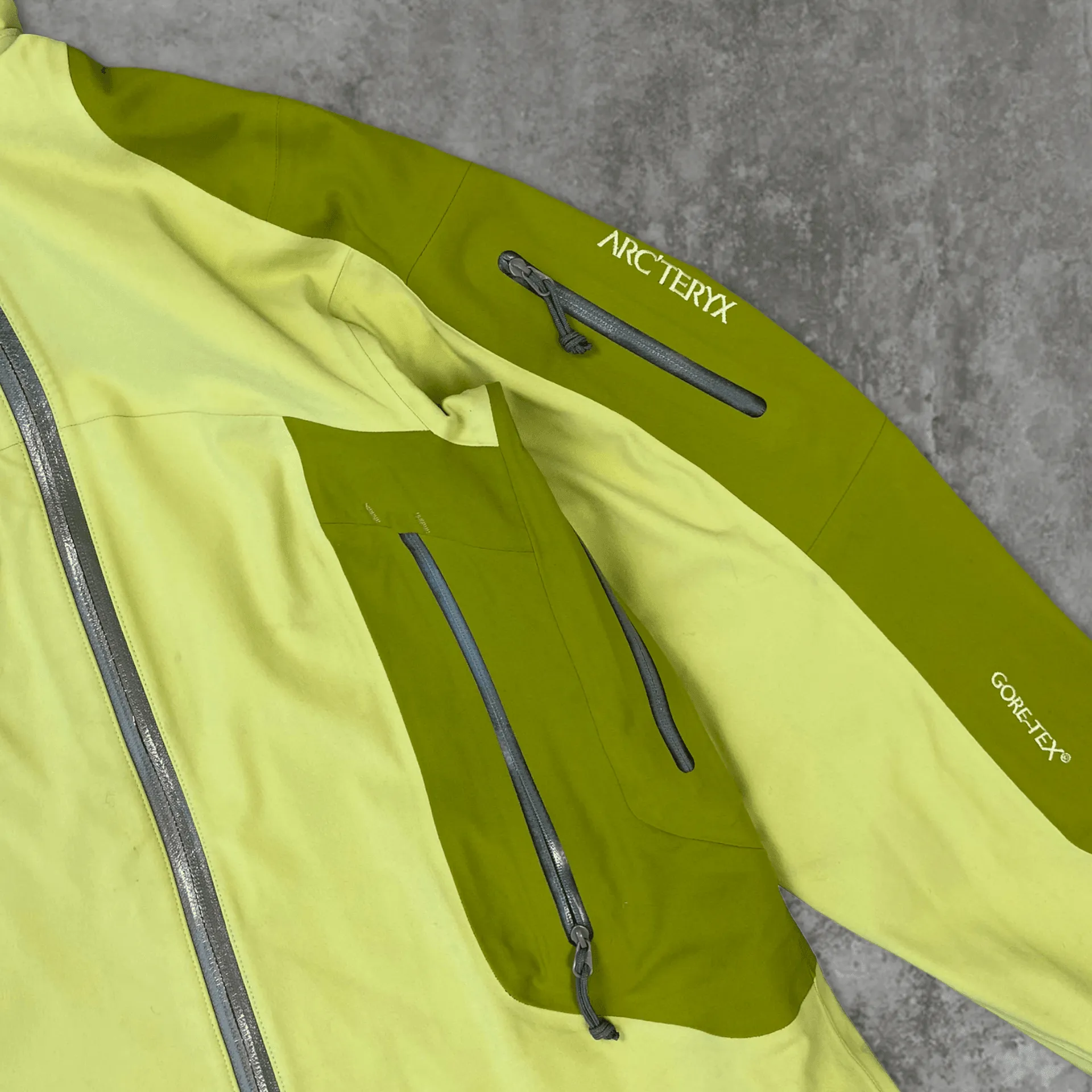 ARCTERYX 2006 SIDEWINDER GORE-TEX JACKET - M