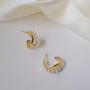 Gold Plated Small Hoop Earring For Women & Girls Alloy Earring Set - Pair Of 1