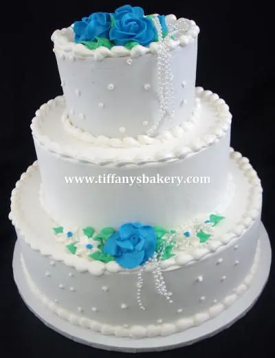 Single Dot Classic Wedding Cake